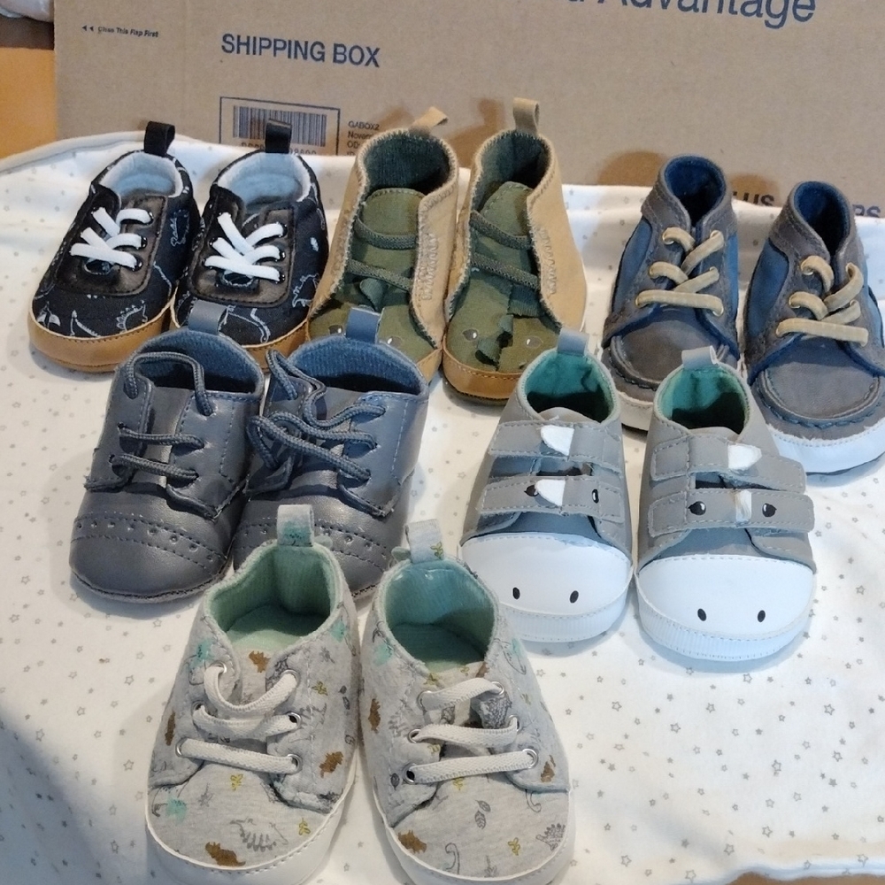 2 For $ 8 Sale, Stylish and Classic Baby Shoes 6 Pair,  Black, Green, Blue, Gray